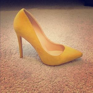 Gold Stiletto Pumps